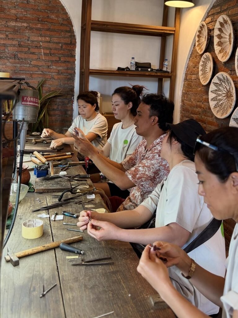 silver jewelry class in Canggu Bali