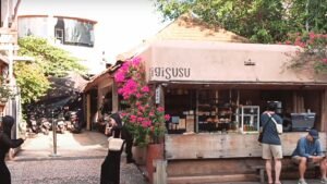 Cafes in Canggu