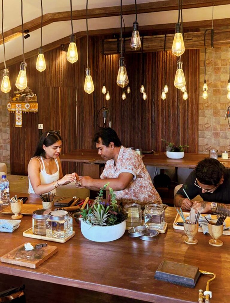 silver class canggu gallery - guest crafting jewelry